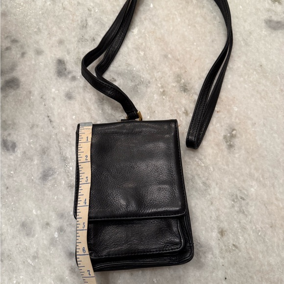 Americana by SHARIF Black Leather Crossbody Bag - Picture 8 of 9